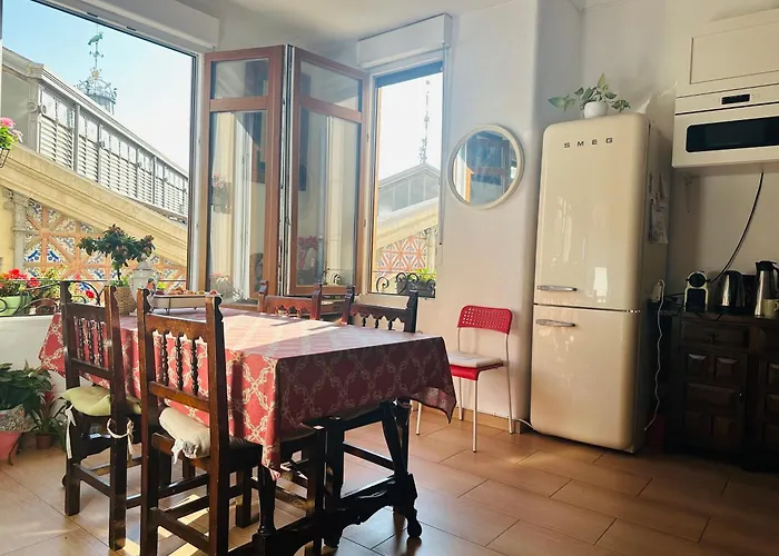 Mirador 5 Del Mercado Central - Habitacion Con Bano Privado En El Centro De La Ciudad Vella