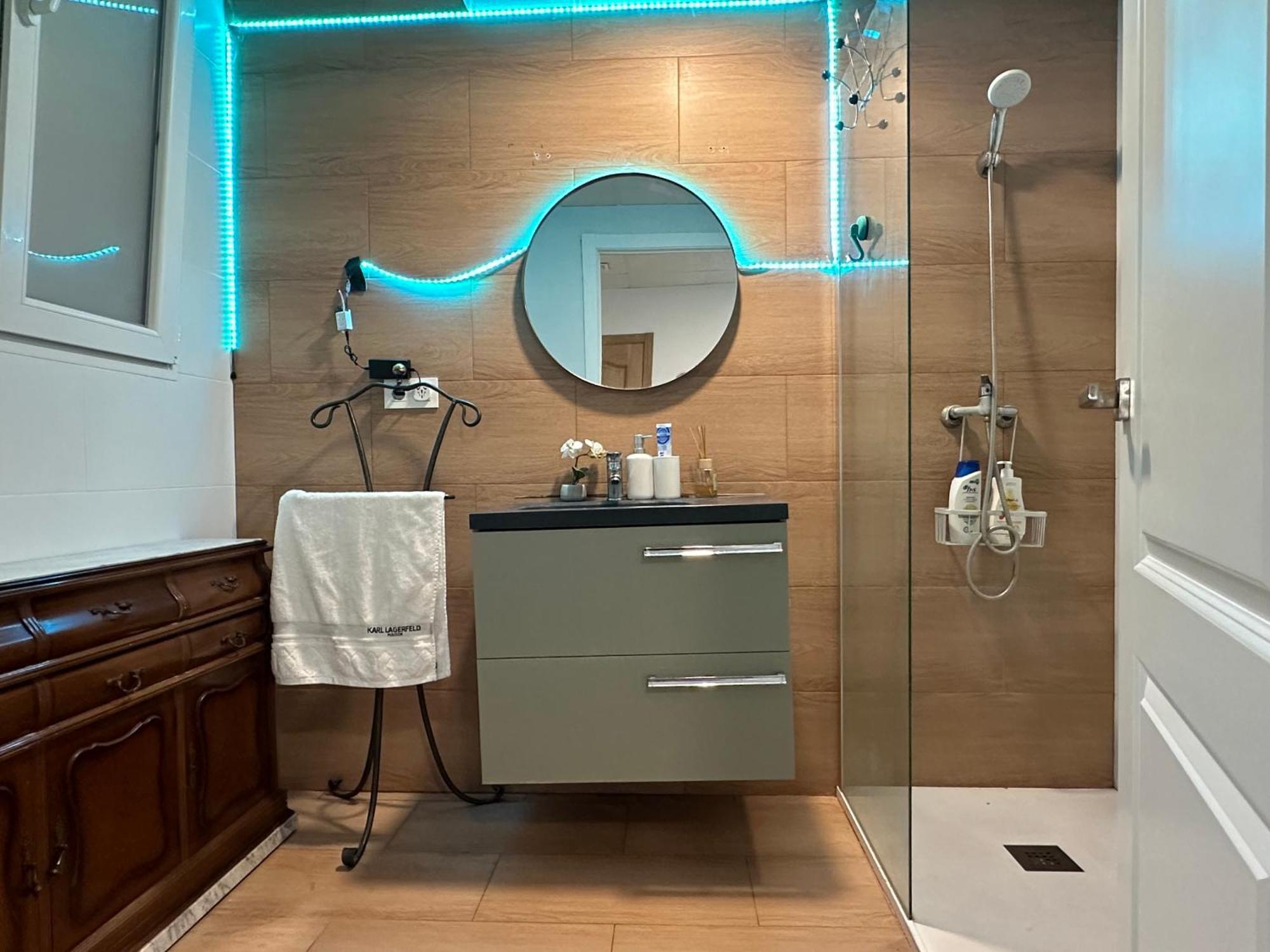 Séjour chez l'habitant Mirador 5 Del Mercado - Con Bano Privado En El Centro De La Ciudad Vella Valence